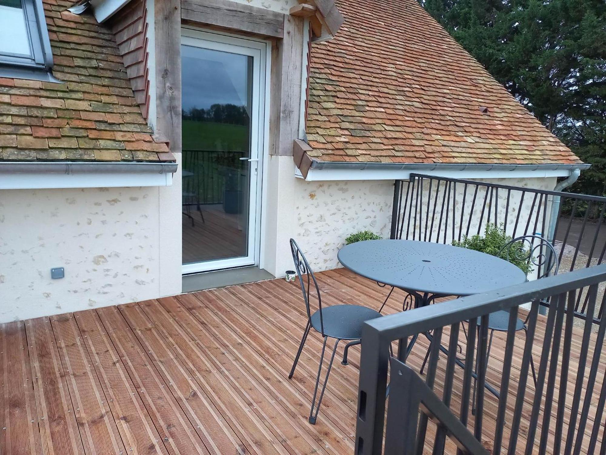 Gites & Spa Du Bien-Etre - Spa Privatif Courgains Exterior photo